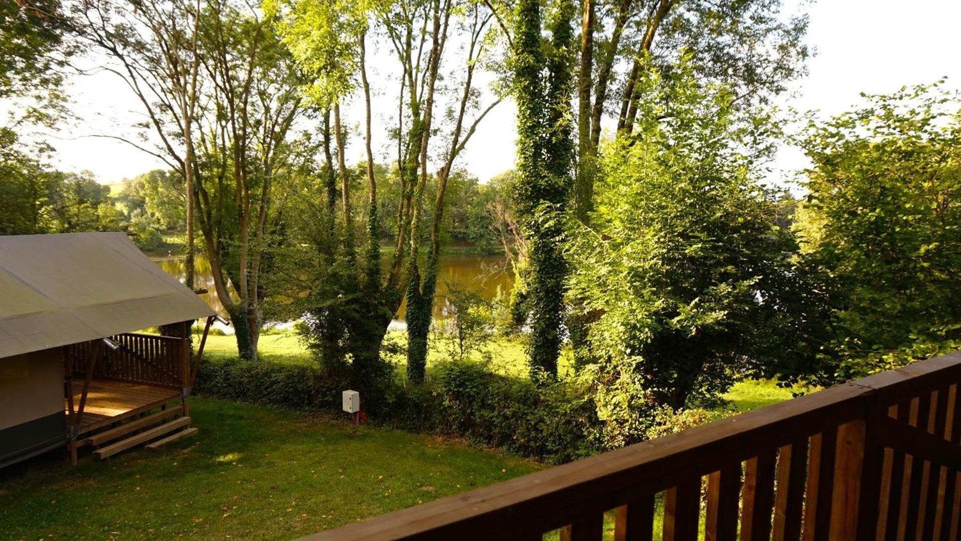 Camping L'Etruyere La Tardiere Exterior photo